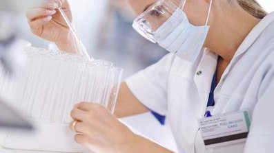 在长沙做试管婴儿这个周期要去几次医院，做三代试管助孕生子费用是多少？